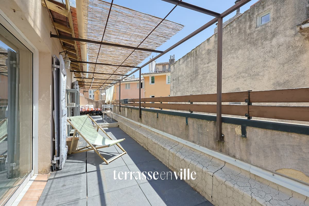 AIX EN PROVENCE - CENTRE VILLE - T2 52M2 - TERRASSE 25M2 - 390 000€ - 1