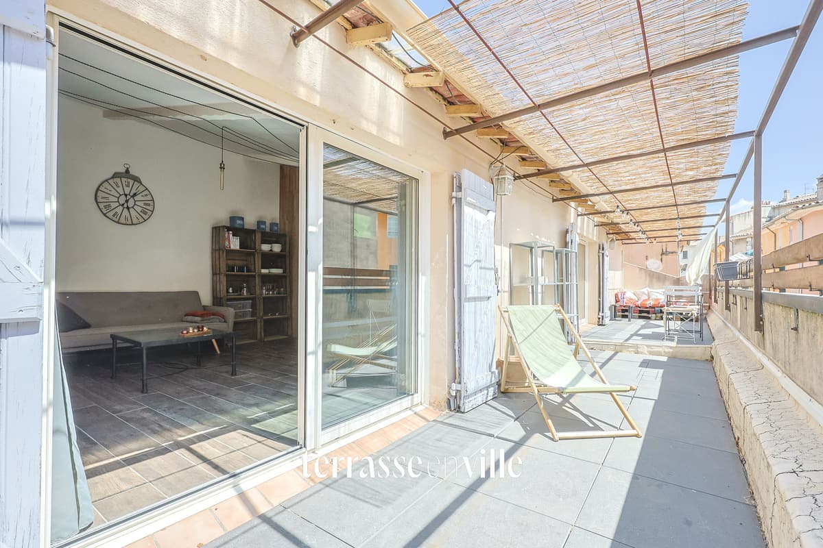 AIX EN PROVENCE - CENTRE VILLE - T2 52M2 - TERRASSE 25M2 - 390 000€