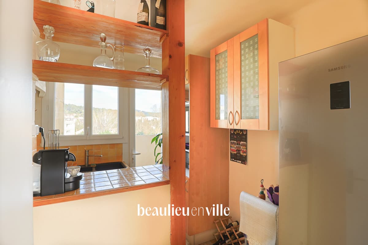 EXCLUSIVITÉ - AIX EN PROVENCE - CENTRE VILLE-APPARTEMENT T3 - BALCON - 65M2 - 295 000€ - 3