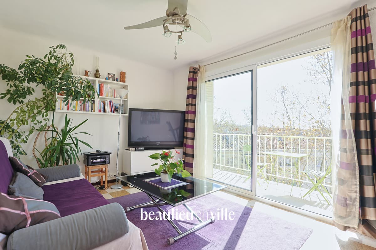 EXCLUSIVITÉ - AIX EN PROVENCE - CENTRE VILLE-APPARTEMENT T3 - BALCON - 65M2 - 295 000€ - 2