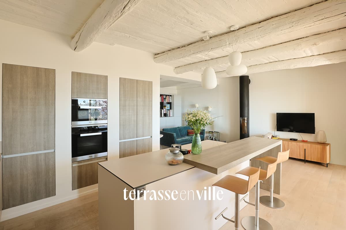 EXCLUSIVITE - EGUILLES - MAISON T6 - TERRASSE - VUE - 945 000 € - 7