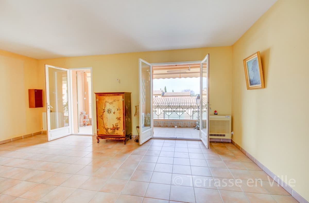 PUYRICARD - APPARTEMENT T3 - TERRASSE - 397 000 € - - 4