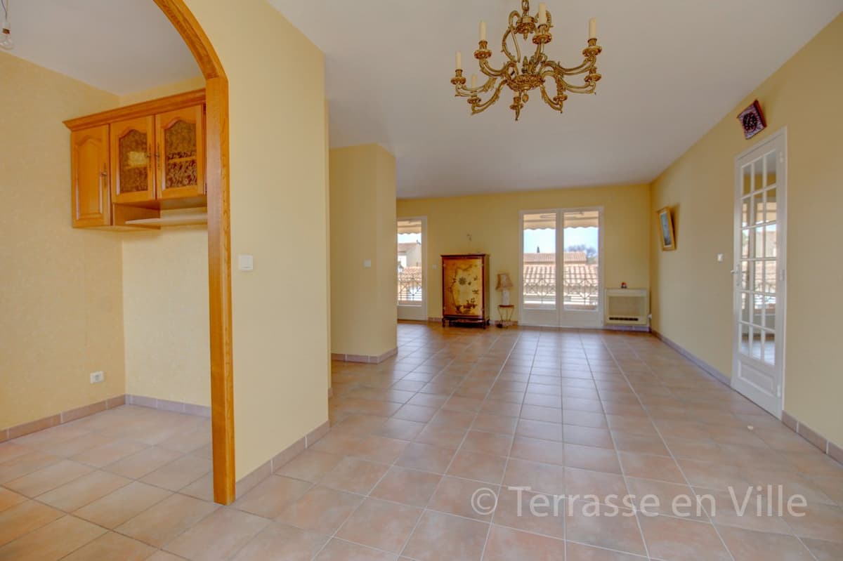 PUYRICARD - APPARTEMENT T3 - TERRASSE - 397 000 € - - 5