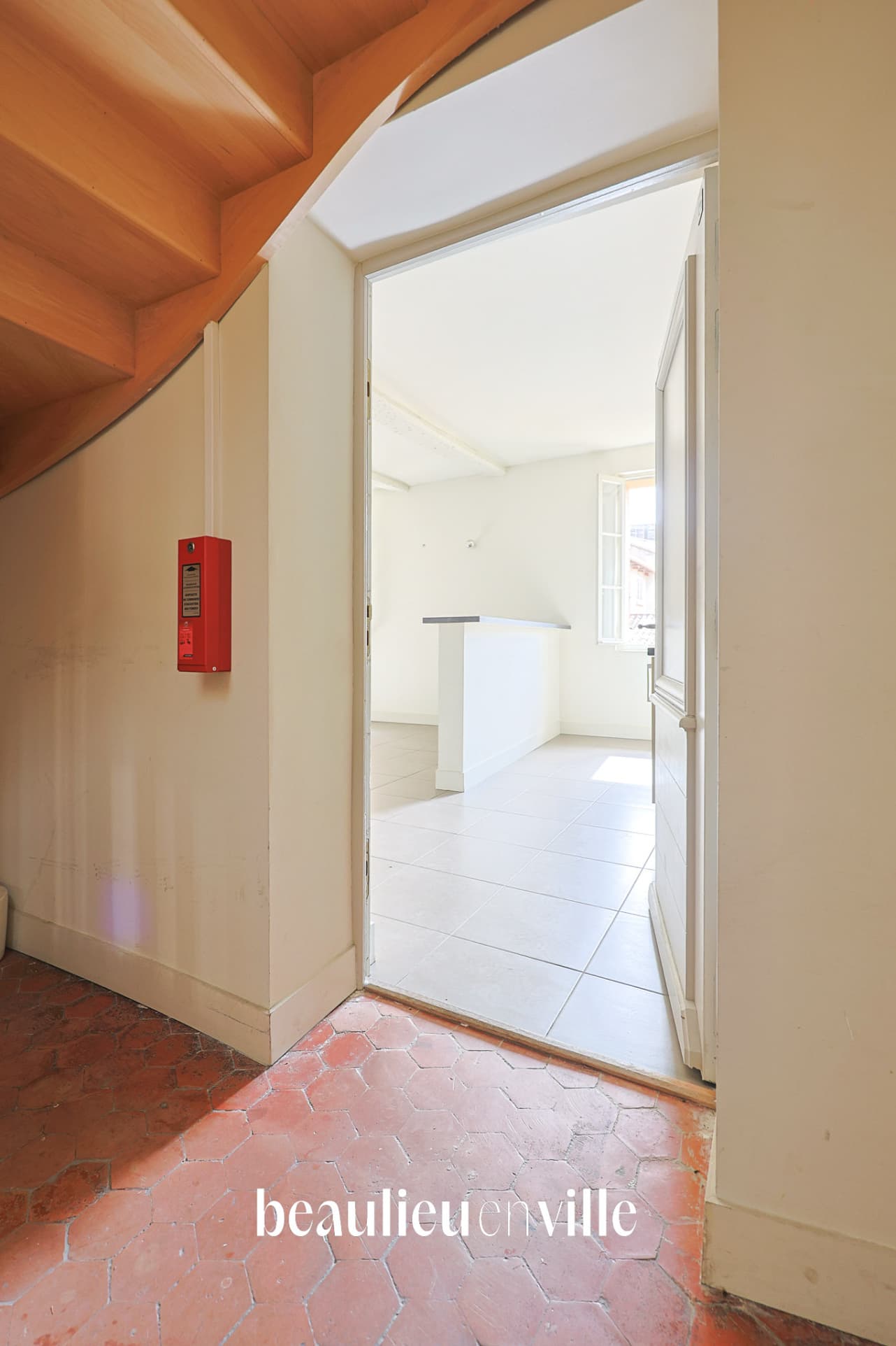CENTRE HISTORIQUE - APPARTEMENT T3 - 61M2 - 385 000 € - 1