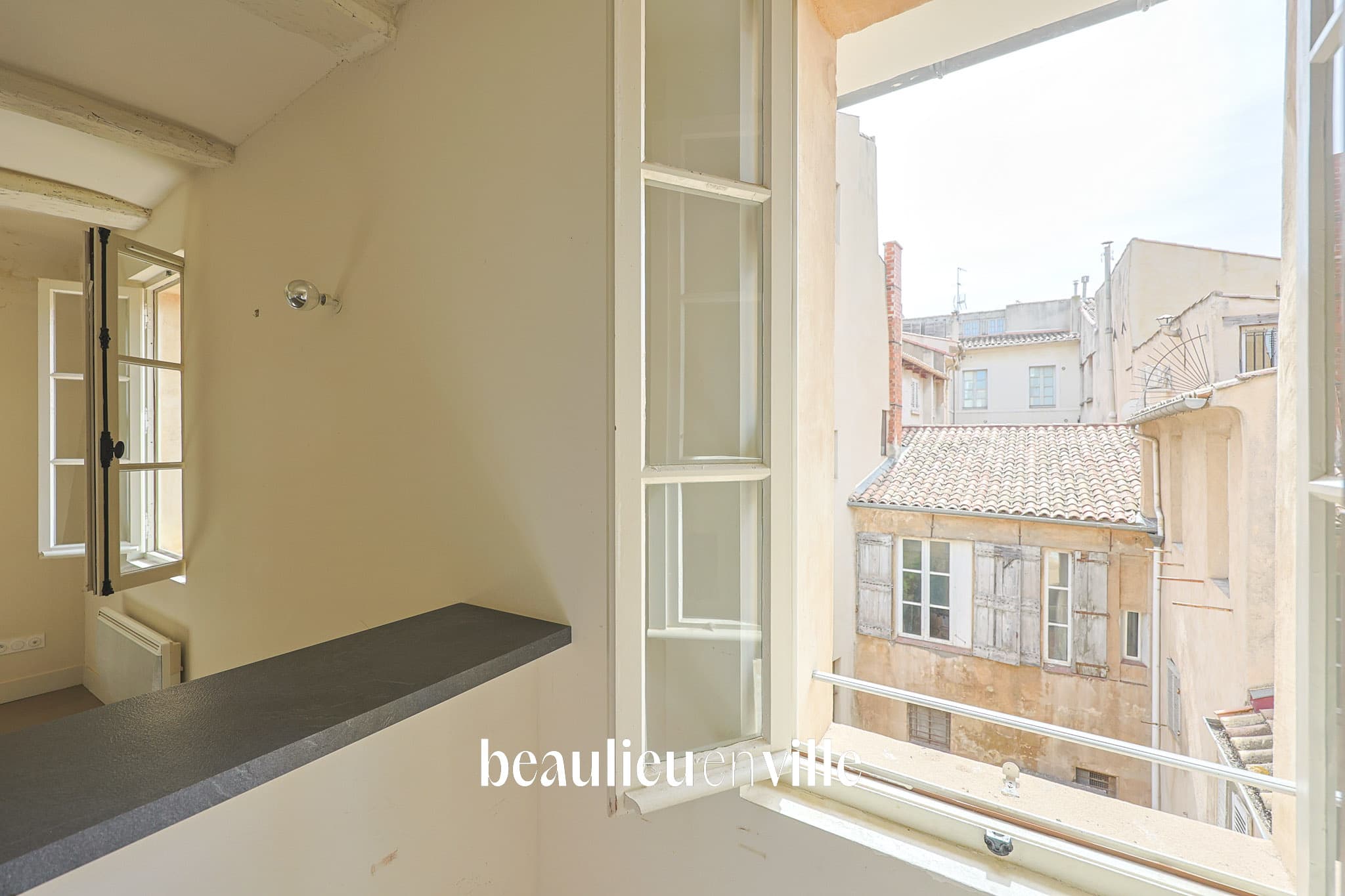 CENTRE HISTORIQUE - APPARTEMENT T3 - 61M2 - 385 000 € - 2